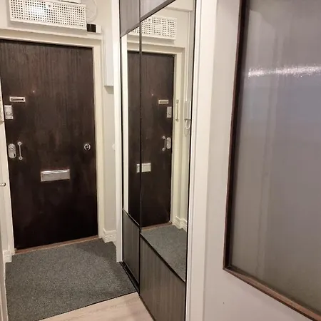 Lägenhet Porin Otso, Away In Center